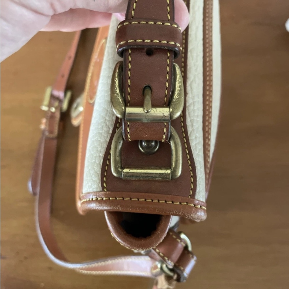 Vtg. Dooney & Bourke Surrey Satchel Crossbody Leather Pebble Grain Cream/Cognac - Picture 12 of 16